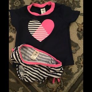 Oshkosh B’gosh 2 piece swim suit blue pink 24M 💕 striped hearts great lo